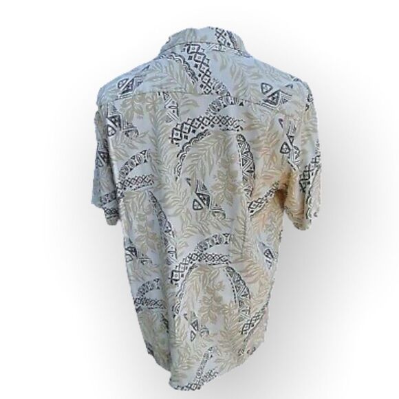 Island Republic Silk Hawaiian Short Sleeve Button Up Shirt - Picture 9 of 10